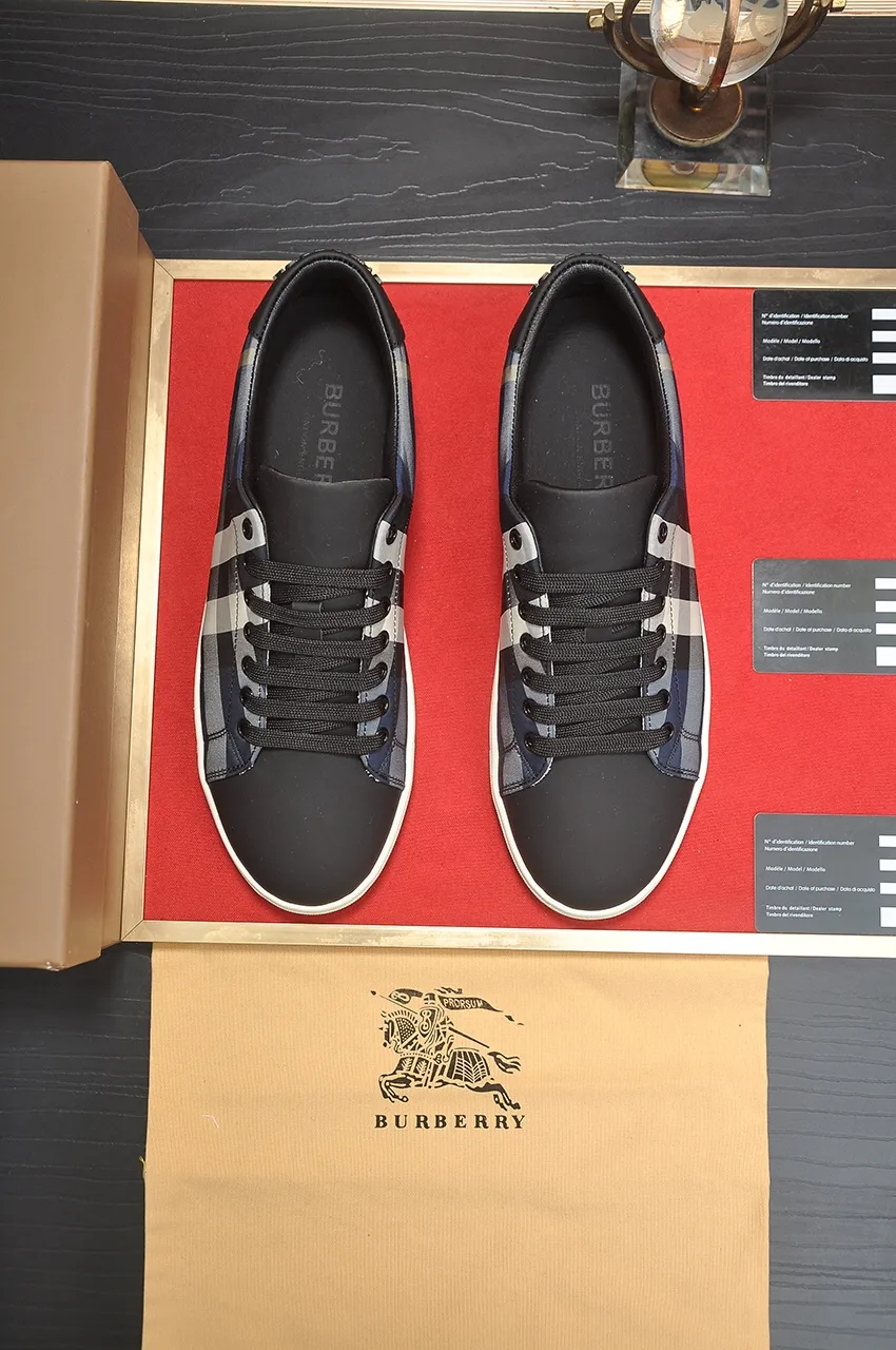 Men's shoes💰480💶[Burberry] (cowhide lining) classic low-top sneakers｜Imported cowhide with classic plaid fabric｜Cow leather lining｜Original outsole｜Fine workmanship and comfortable to wear Size: 38-44 (customized at 45)